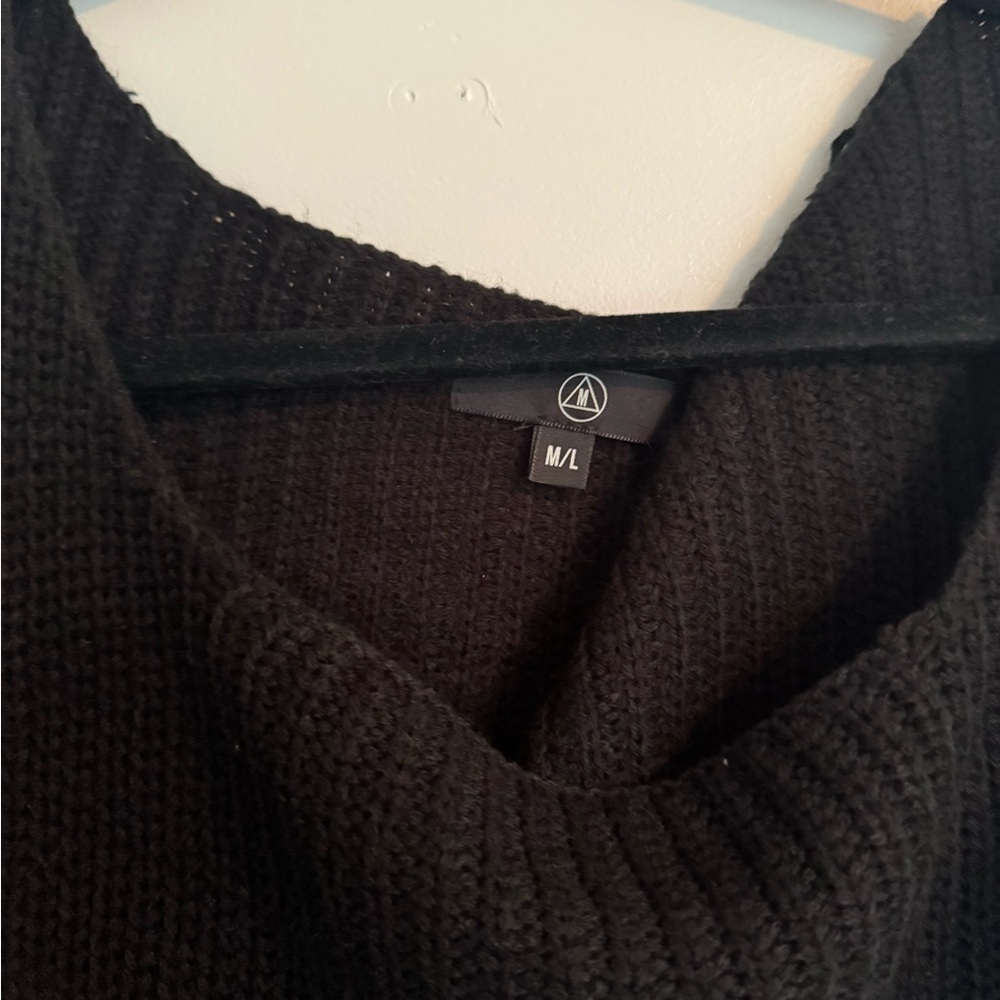 Missguided Cropped Sweater - Picture 3 of 3
